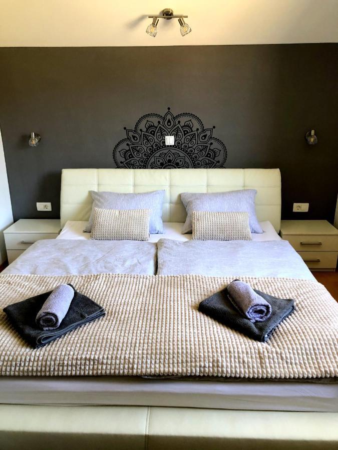 Apartment Landscape - New Modern Apartment Near Bled زغورنجي المظهر الخارجي الصورة