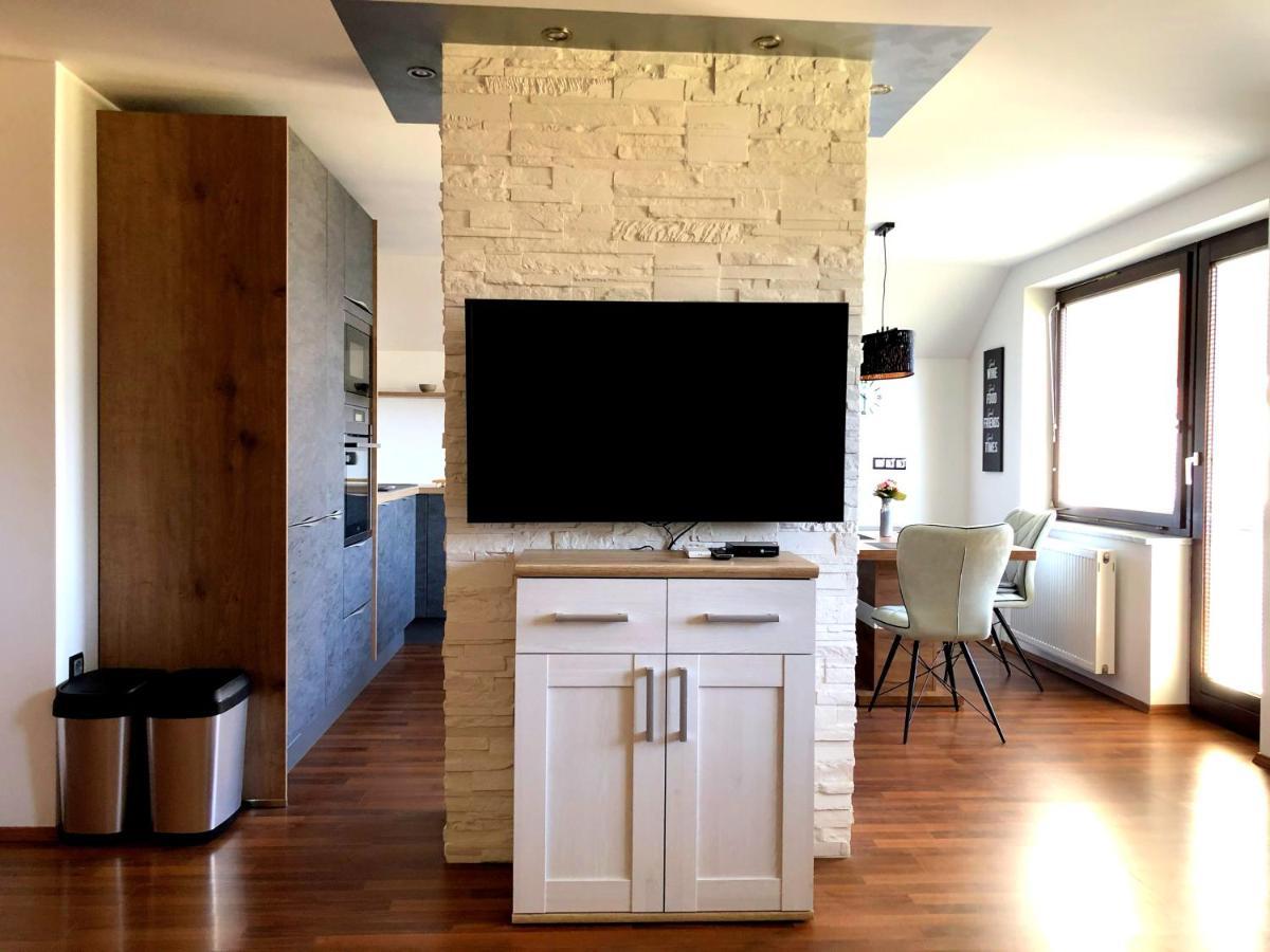 Apartment Landscape - New Modern Apartment Near Bled زغورنجي المظهر الخارجي الصورة